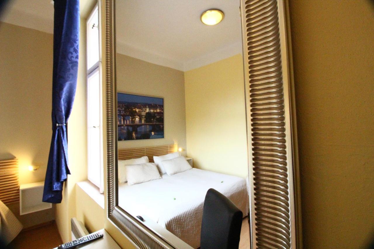 City Lounge Crown Hotel 프라하 외부 사진
